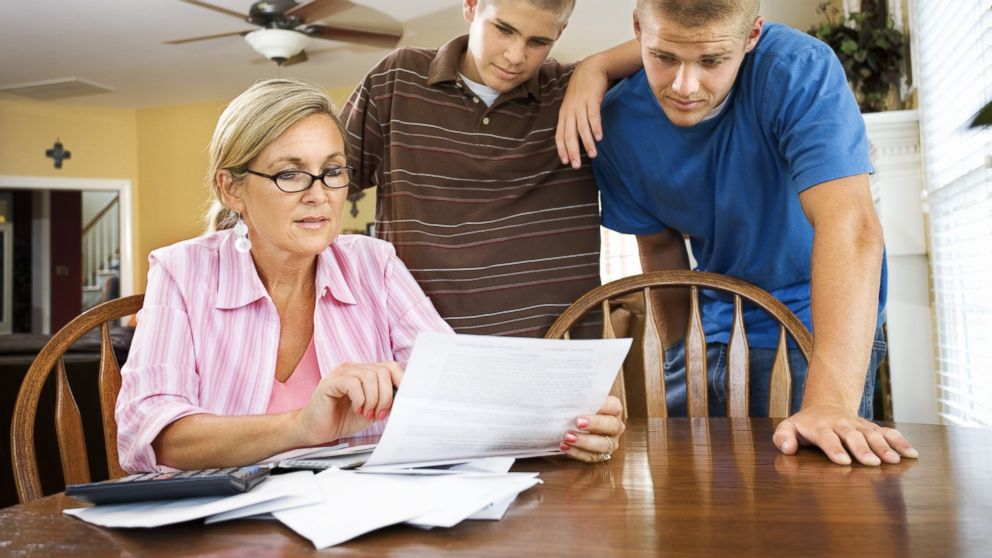 When Should You Check Your Childâs Credit Reports?